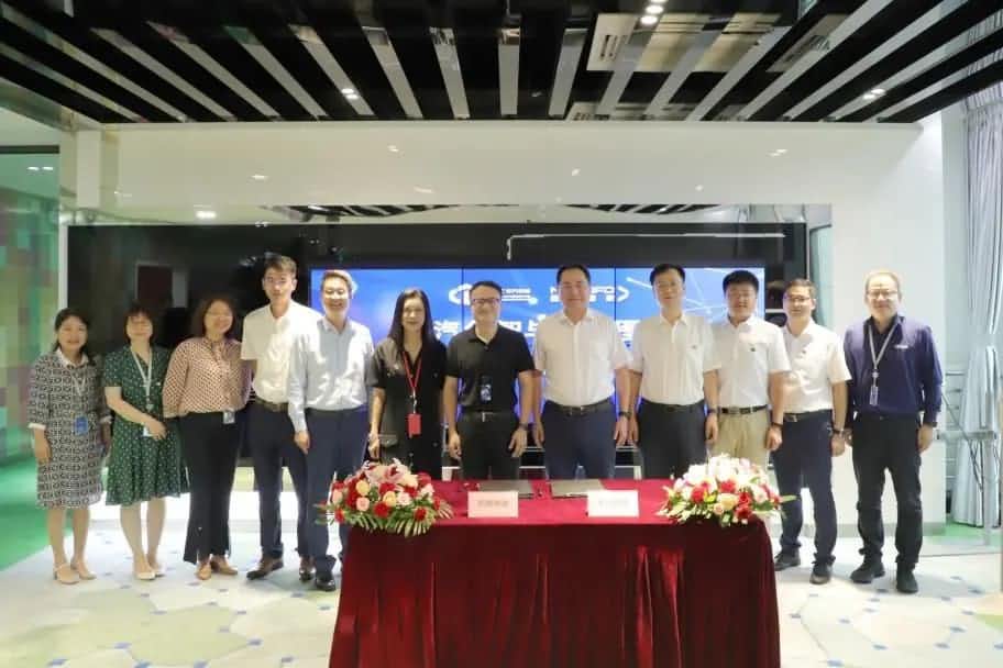 谈球吧官网与中汽创智签订战略合作框架协议 集中优势有助于汽车智能化开展