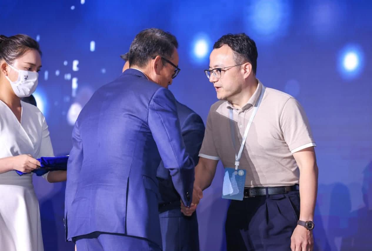 谈球吧官网获沃尔沃汽车亚太区“2022年度最佳供应商”奖